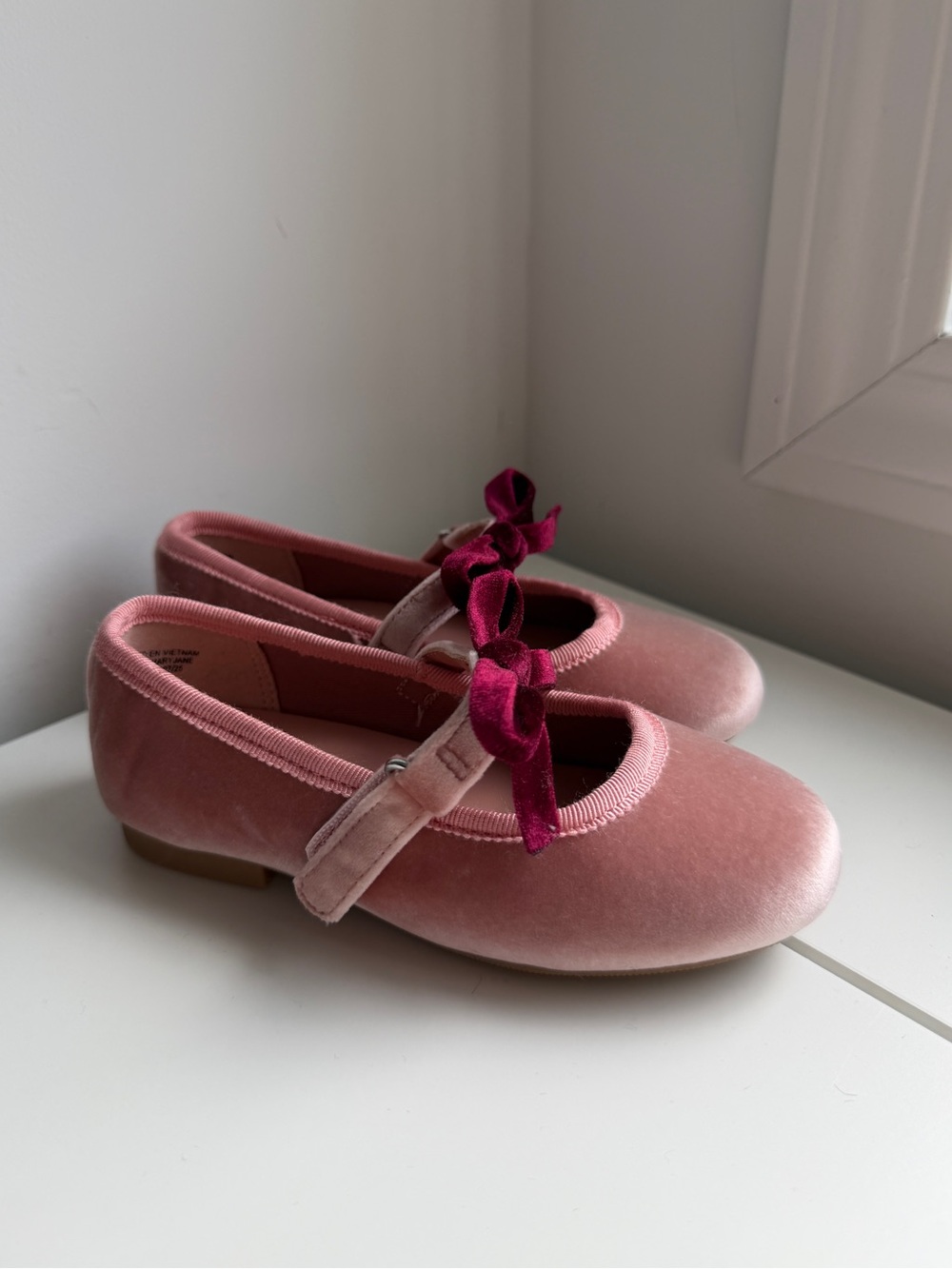 Baby Gap Girls Pink Velvet Mary Jane Bow Flats Size 9